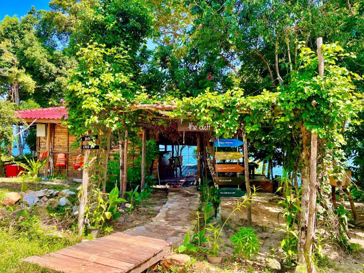 The Cliff Hostel, M'Pay Bay Koh Rong Sanloem Extérieur photo