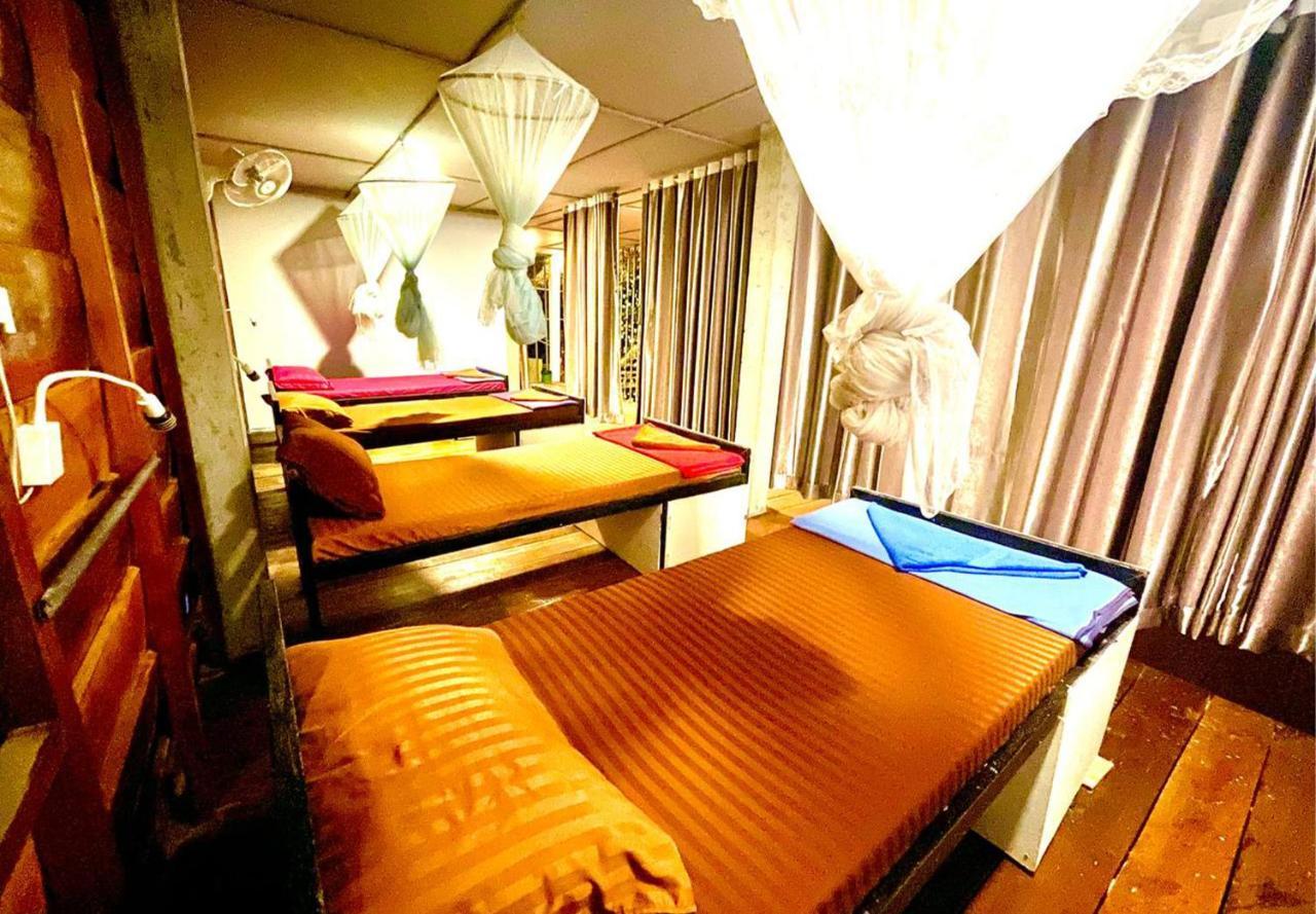 The Cliff Hostel, M'Pay Bay Koh Rong Sanloem Extérieur photo